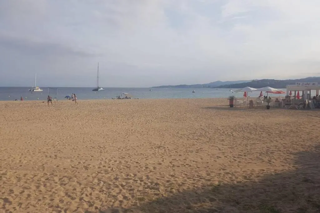 Apartament A 2 Min De La Platja パラモス アパート